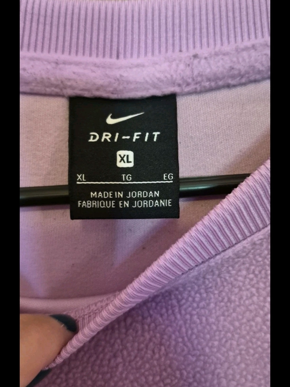 Pink Nike Dri-Fit Crewneck Fleece Sweatshirt Size Xl Soft Fuzzy - Picture 3 of 3